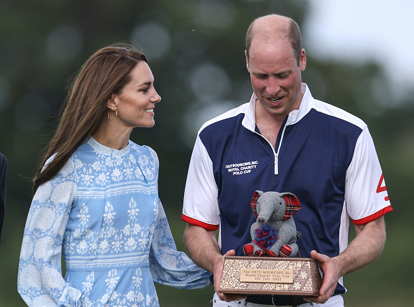 Poljubac Kate Middleton i princa Williama