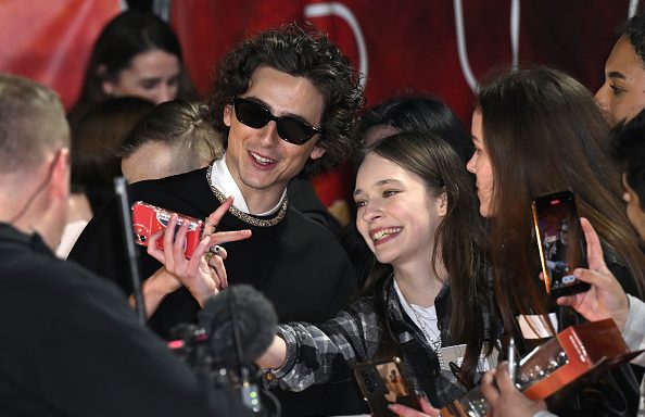 Timothée Chalamet u ulozi Bob Dylana: Trejler za film 