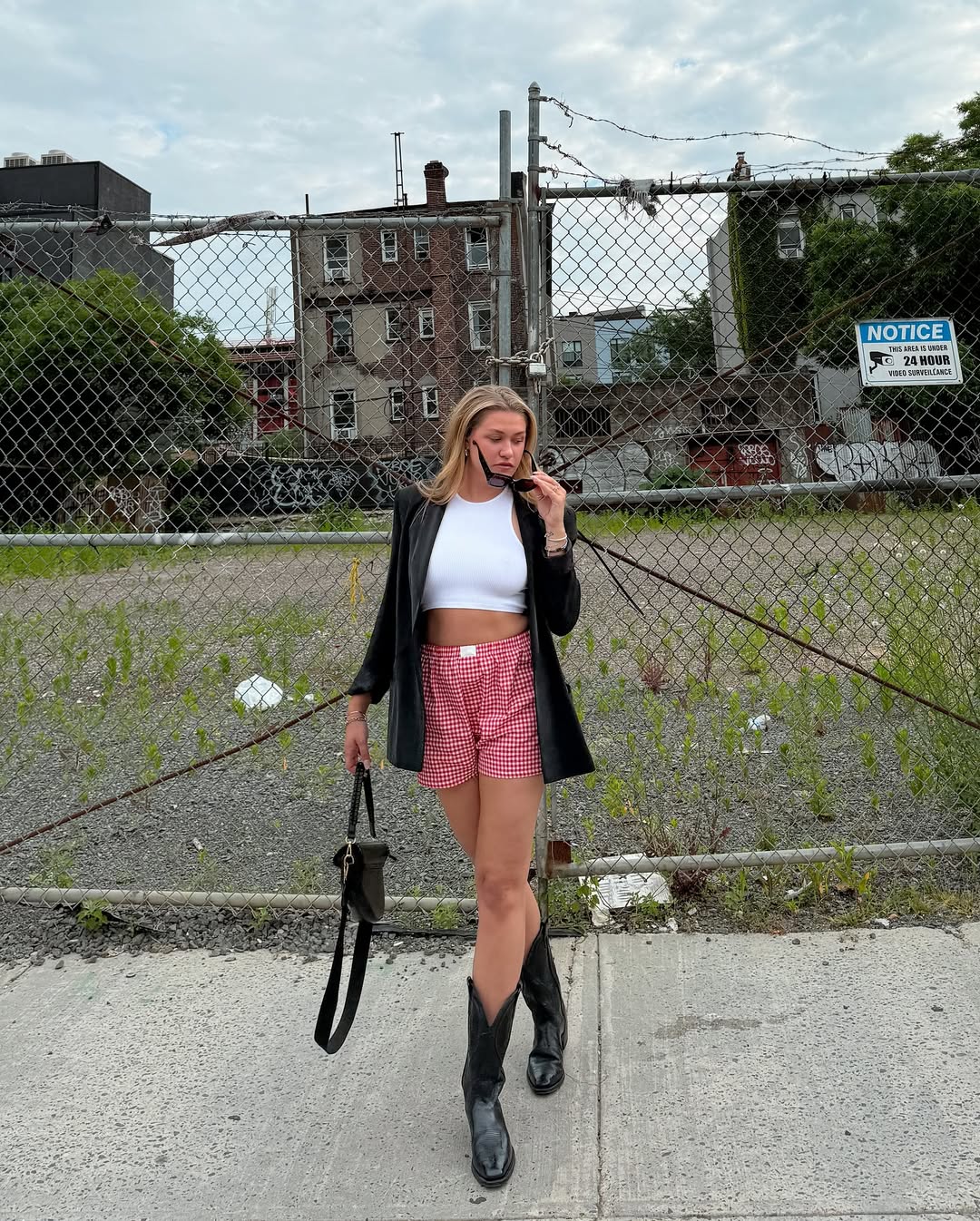 bokserski šorts, kaubojske čizme