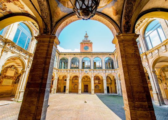 univerzitet u bolonji, vodič za putovanje u bolonju