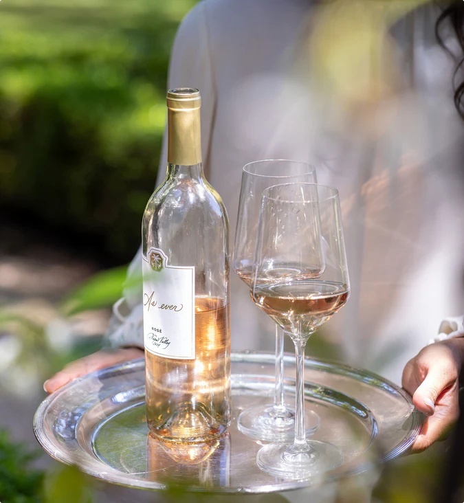 meghan markle, vino as ever rose