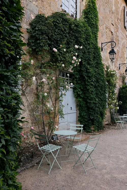 Woman Only Camp Château