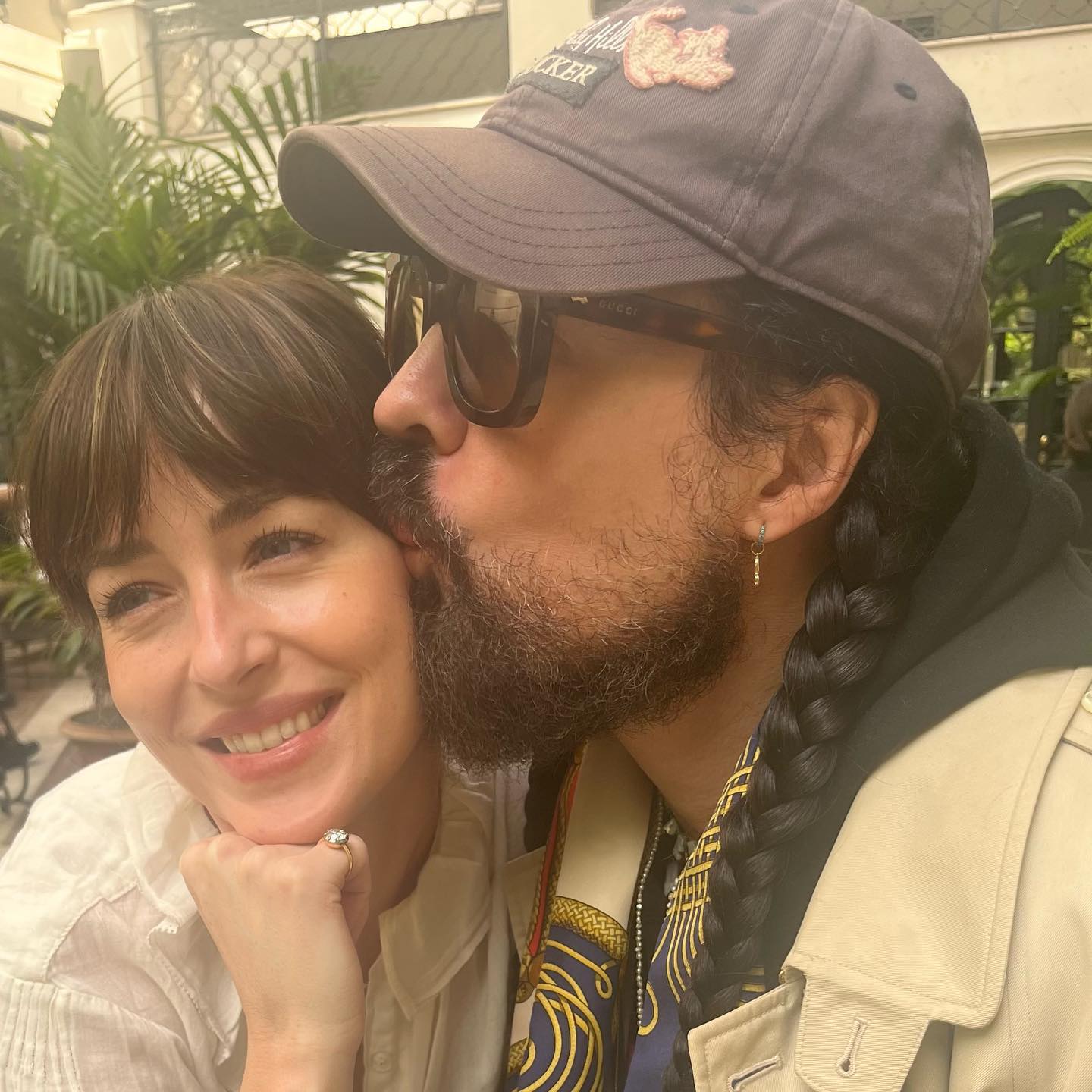 Alesandro Mikele i Dakota Džonson