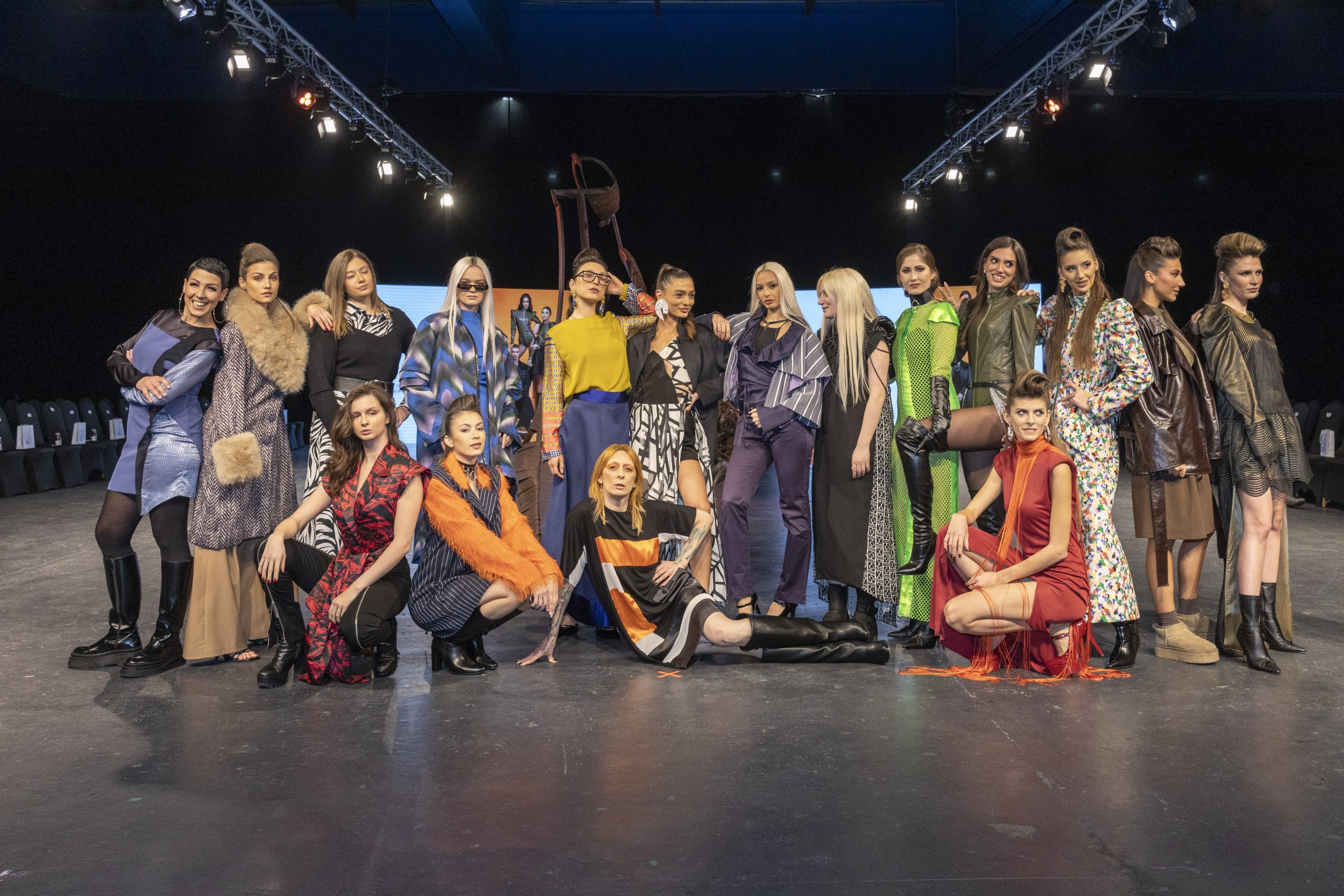 39. Fashion Selection