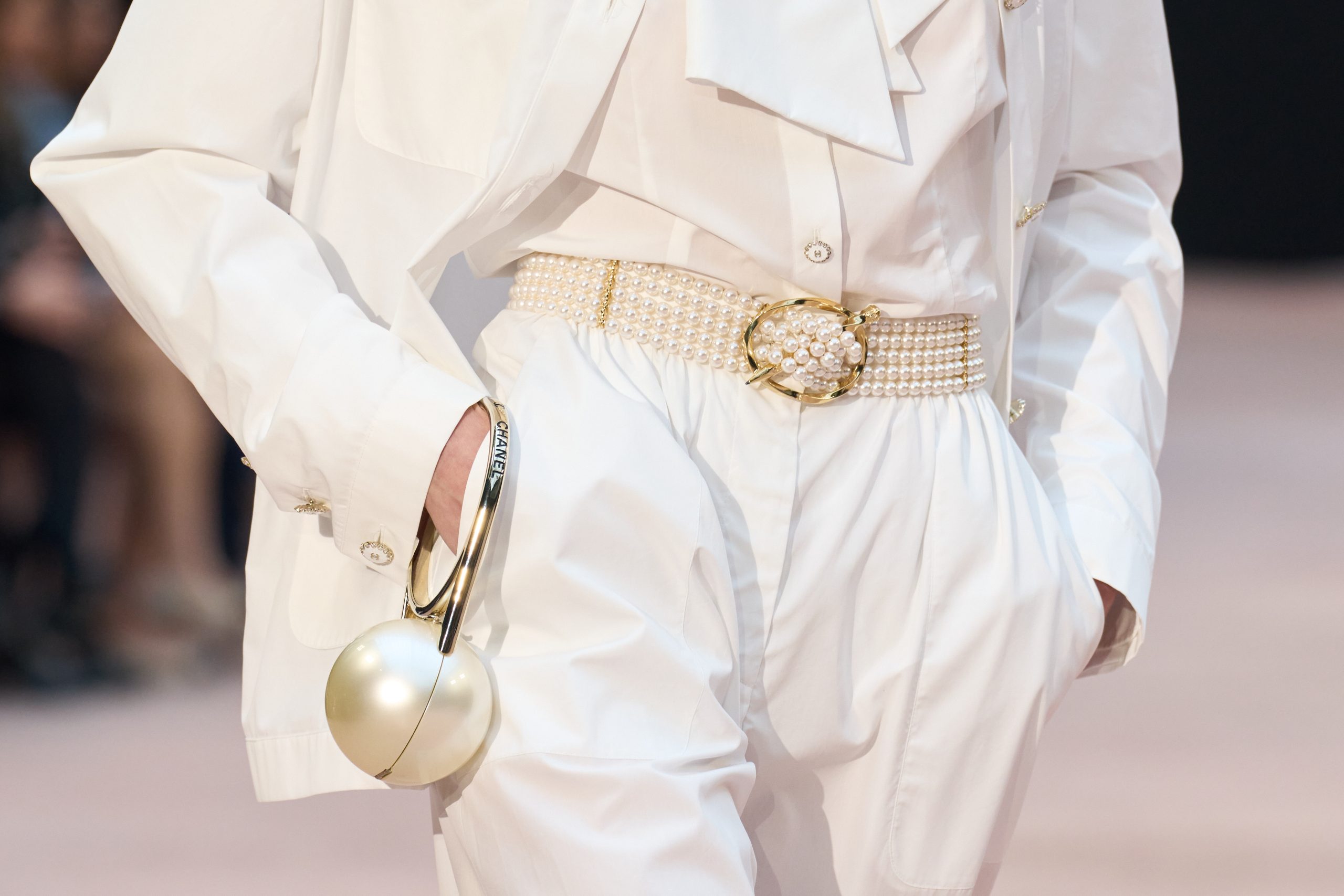 Ključni zimski aksesoari 2025