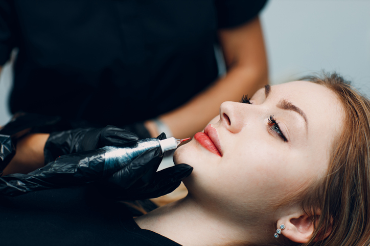 mikropigmentacija usana